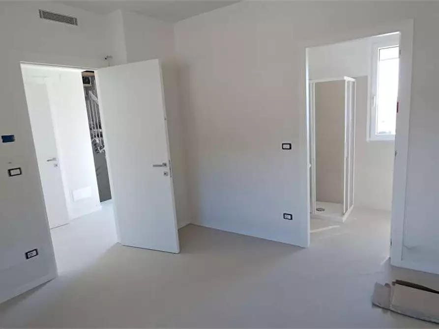 Immagine 7 di Villa in vendita  in via Giustetto a Pinerolo