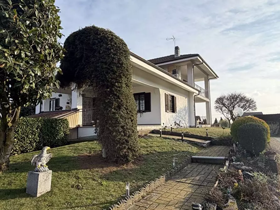 Immagine 2 di Villa in vendita  in VIA DEL BOSCHETTO 34 a Frossasco