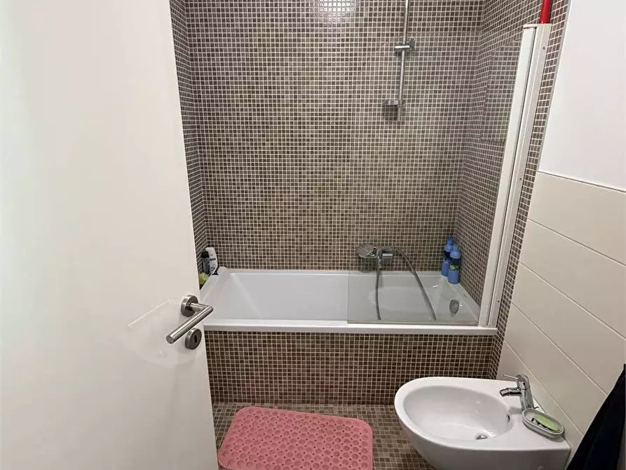 Immagine 14 di Appartamento in affitto  in via Saluzzo 29 a Torino