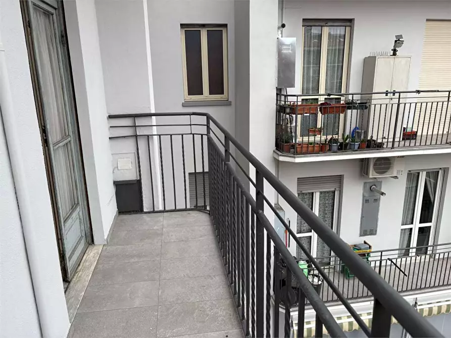 Immagine 20 di Appartamento in vendita  in via Rosolino Pilo 68 a Torino