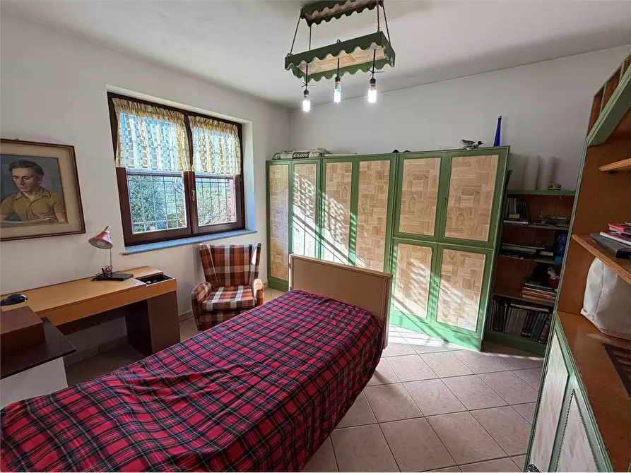 Immagine 11 di Appartamento in vendita  in via Accastello 5 a Cavour