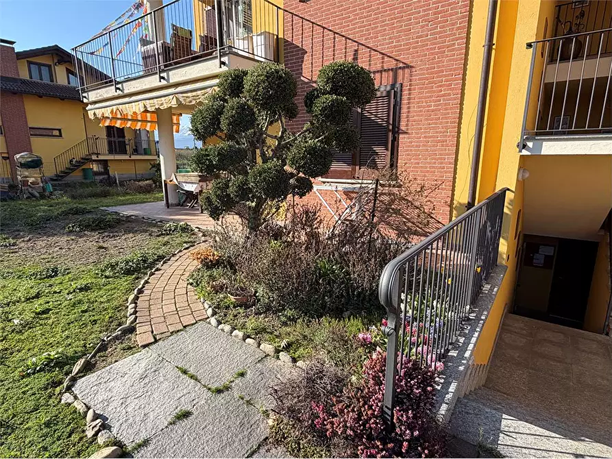 Immagine 27 di Appartamento in vendita  in via Accastello 5 a Cavour