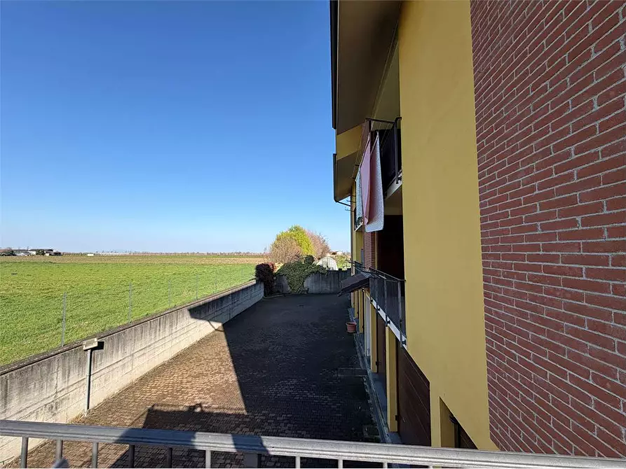 Immagine 29 di Appartamento in vendita  in via Accastello 5 a Cavour