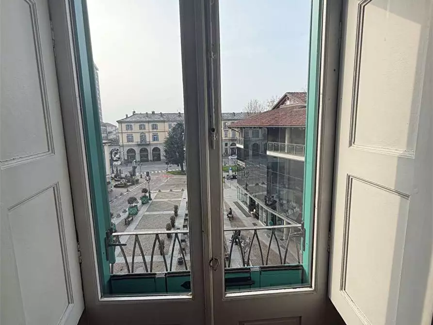 Immagine 11 di Appartamento in vendita  in piazza Facta 8 a Pinerolo