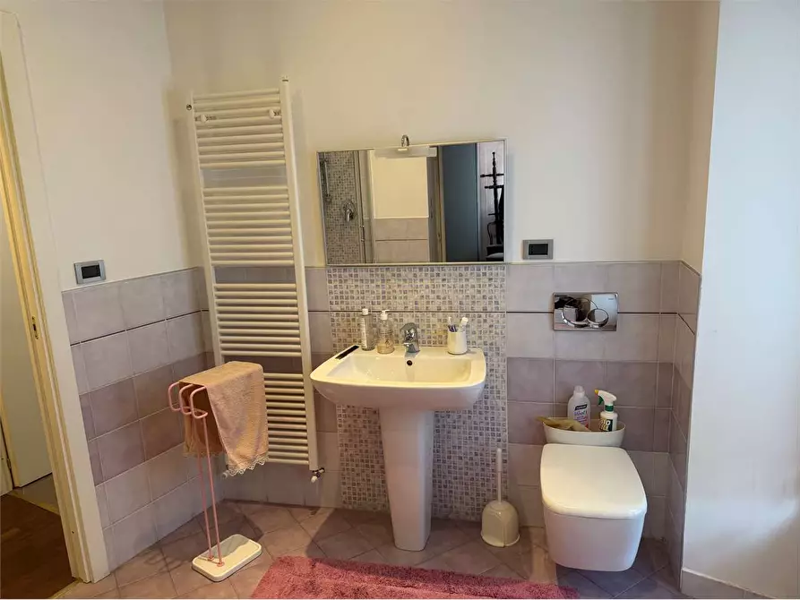 Immagine 26 di Appartamento in vendita  in piazza Facta 8 a Pinerolo