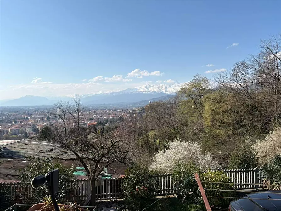 Immagine 25 di Villa in vendita  in via Davico 81 a Pinerolo