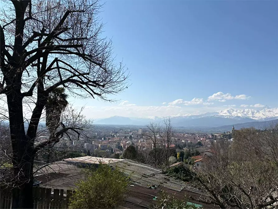 Immagine 27 di Villa in vendita  in via Davico 81 a Pinerolo