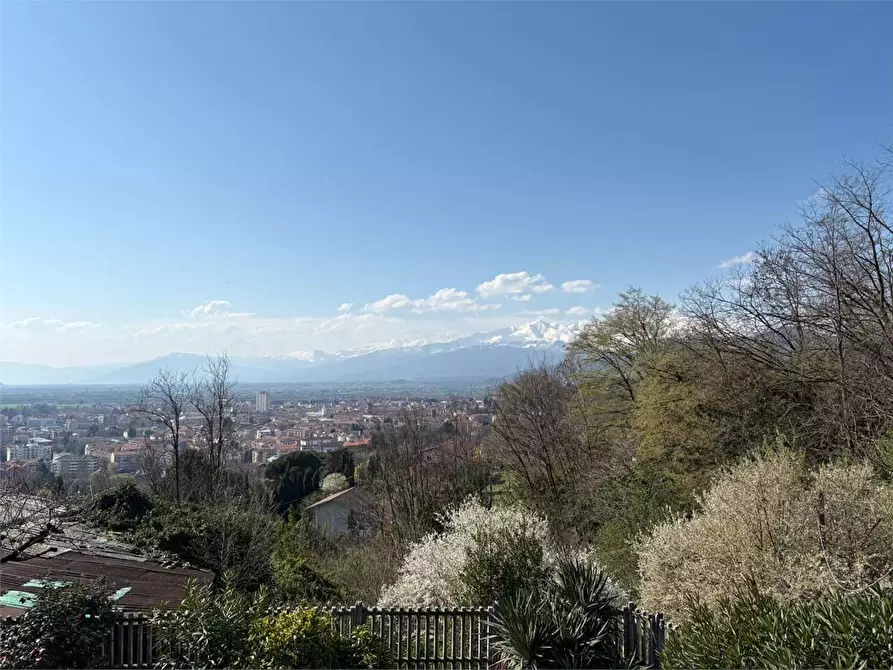 Immagine 30 di Villa in vendita  in via Davico 81 a Pinerolo