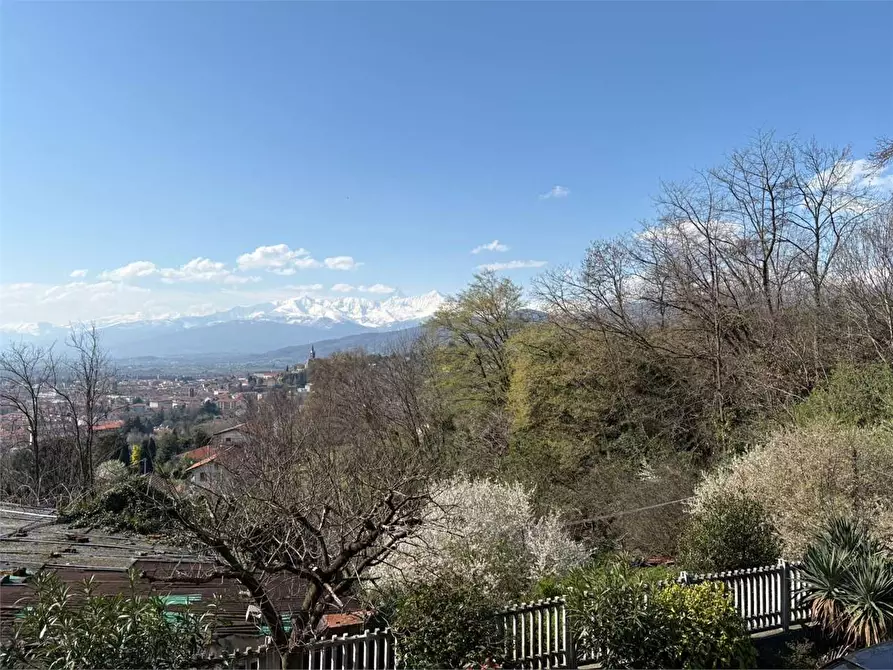 Immagine 31 di Villa in vendita  in via Davico 81 a Pinerolo