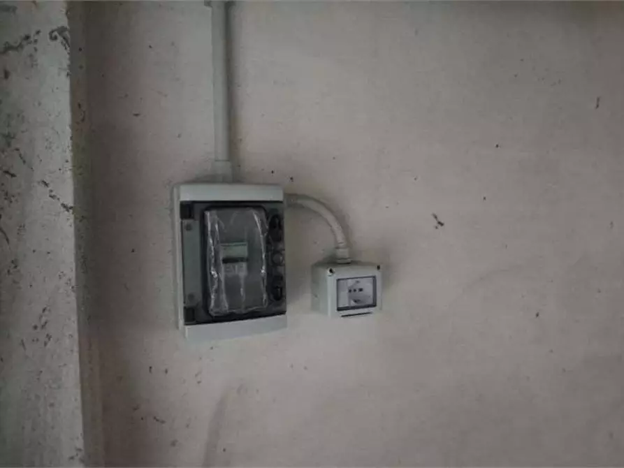 Immagine 9 di Garage in vendita  in Via Serafino 18 a Pinerolo