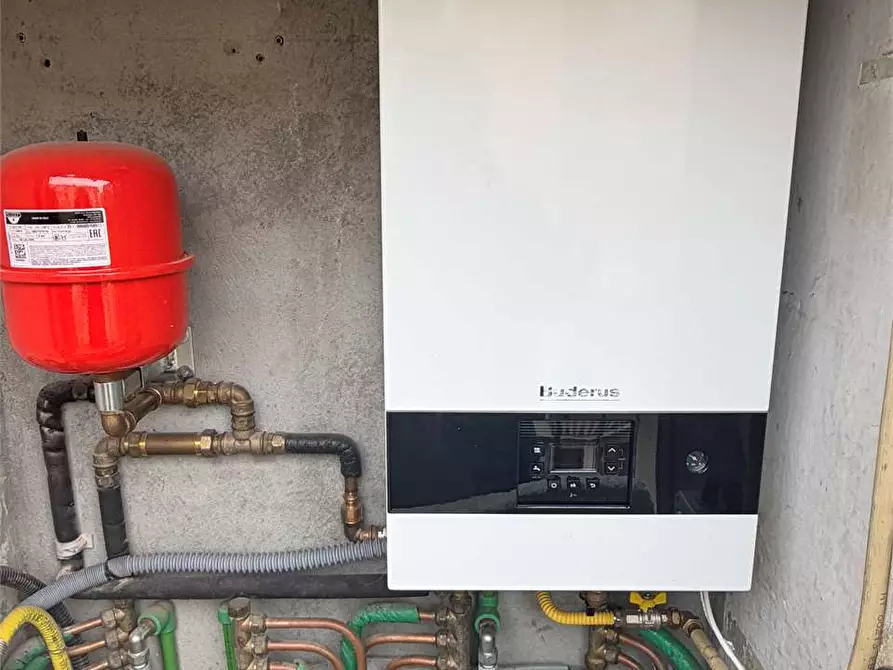 Immagine 14 di Appartamento in affitto  in corso Porporato 9 a Pinerolo