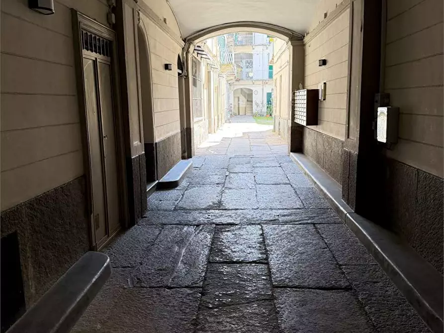 Immagine 2 di Appartamento in affitto  in via Accademia Albertina 27 a Torino