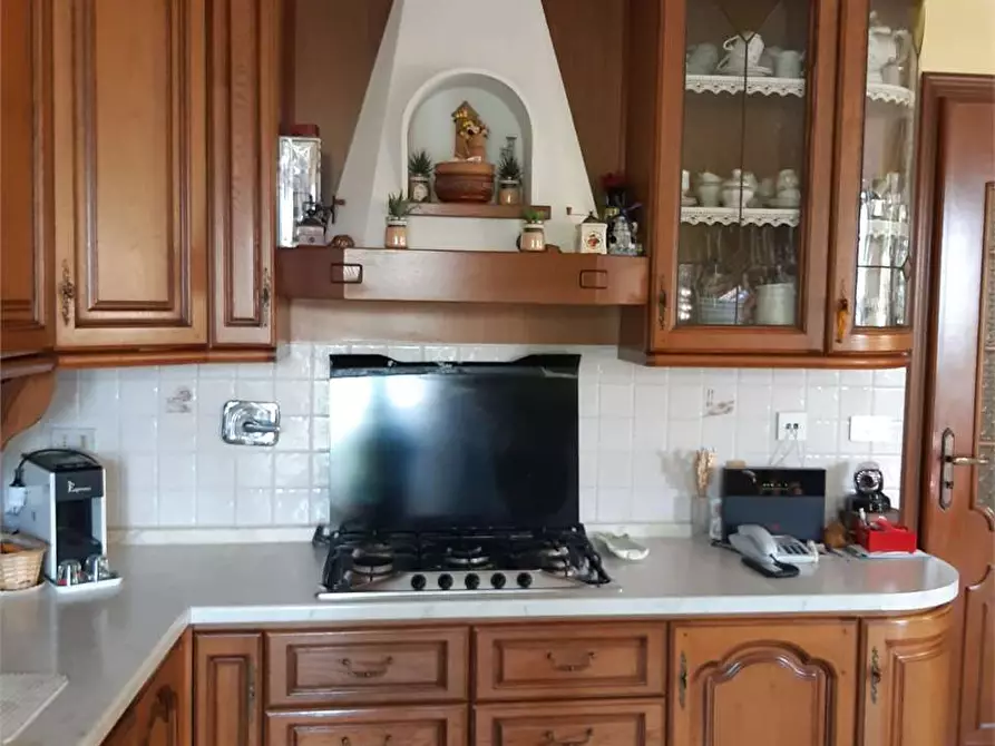 Immagine 9 di Villa in vendita  in via Davico 81 a Pinerolo