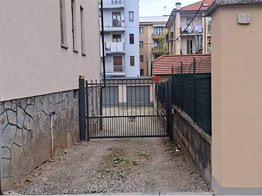 Immagine 8 di Garage in vendita  in brunetta d'usseaux 22 a Pinerolo