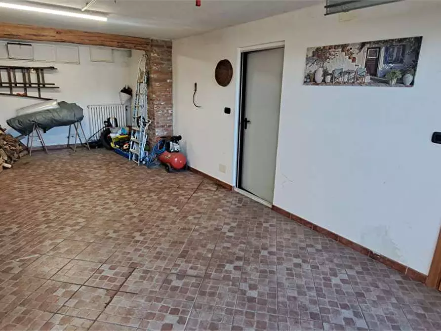 Immagine 32 di Villa in vendita  in via Roma 68 a Roletto