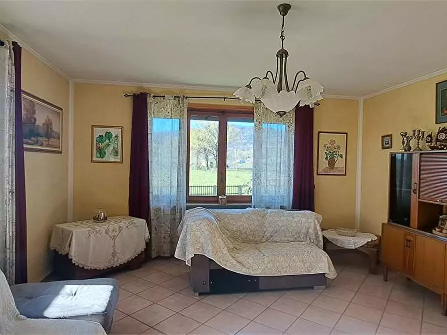 Immagine 12 di Villa in vendita  in via Roma 68 a Roletto