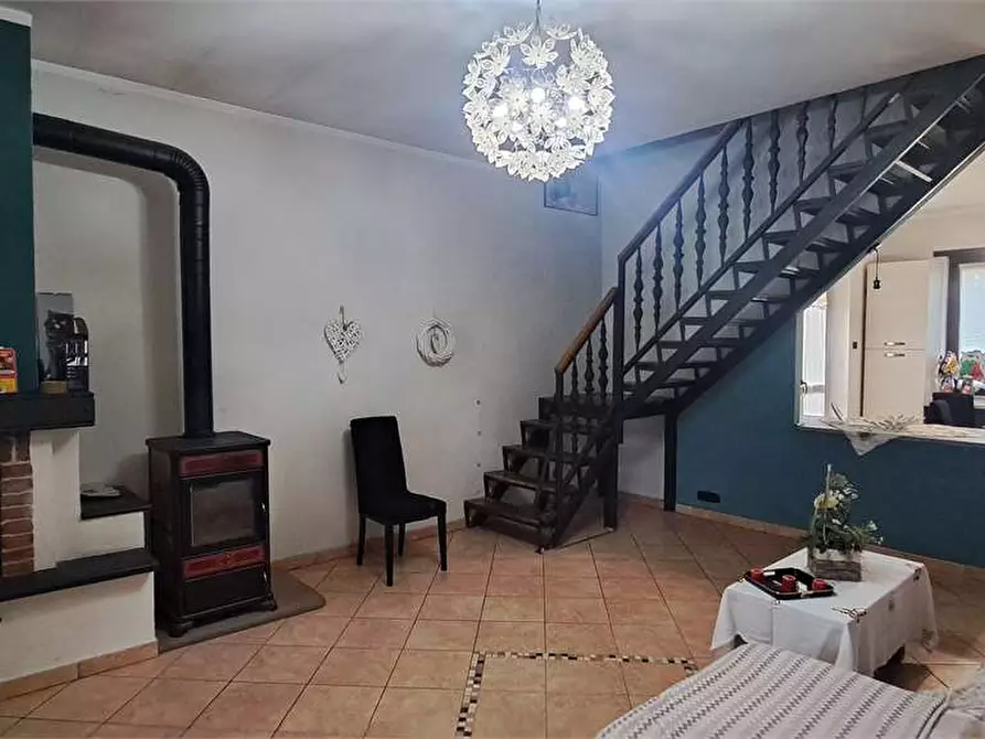 Immagine 14 di Villa in vendita  in via Roma 68 a Roletto