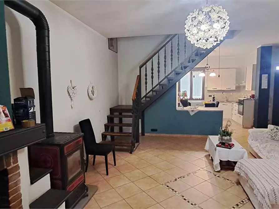 Immagine 13 di Villa in vendita  in via Roma 68 a Roletto