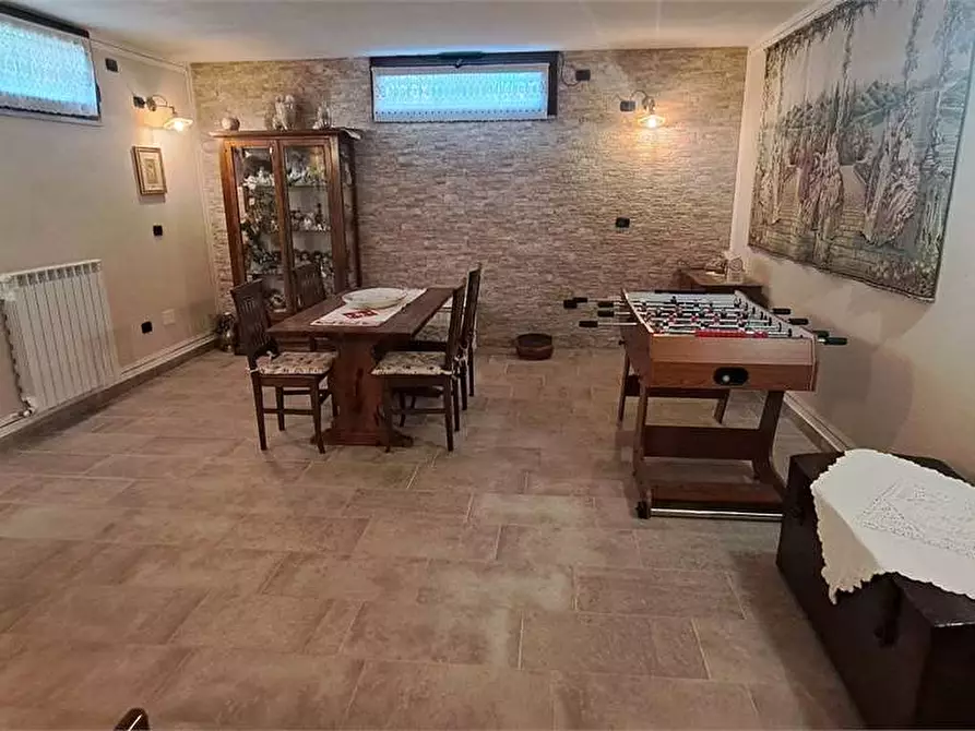 Immagine 28 di Villa in vendita  in via Roma 68 a Roletto