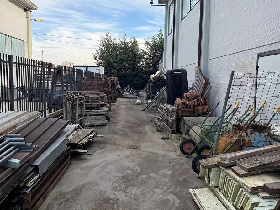 Immagine 8 di Capannone industriale in vendita  in regione Conti a Garzigliana