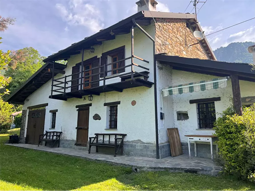 Immagine 41 di Casa indipendente in vendita  in strada IV Novembre 1944 19 a Cantalupa