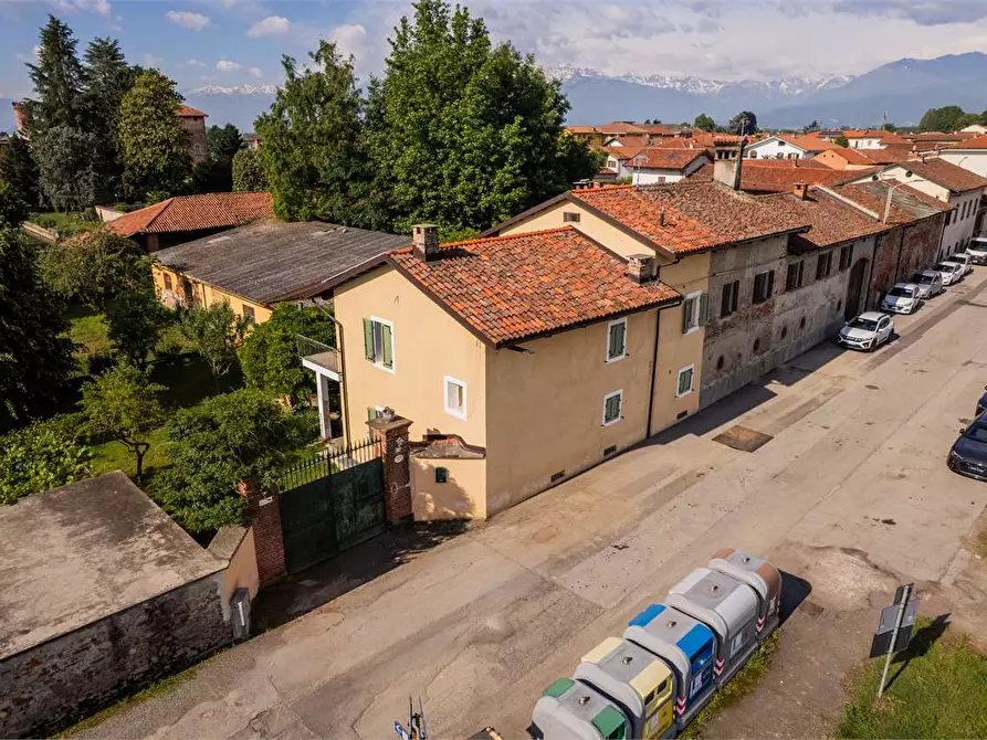Immagine 2 di Villa in vendita  a Buriasco