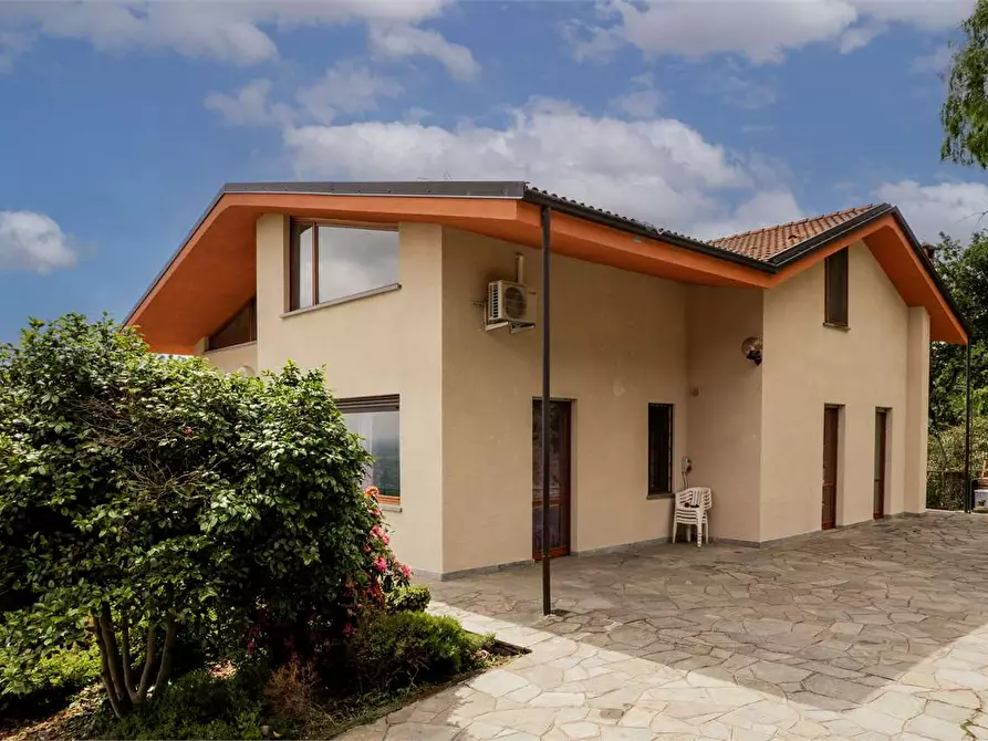 Immagine 1 di Villa in vendita  in via San Giovanni  14 a Frossasco