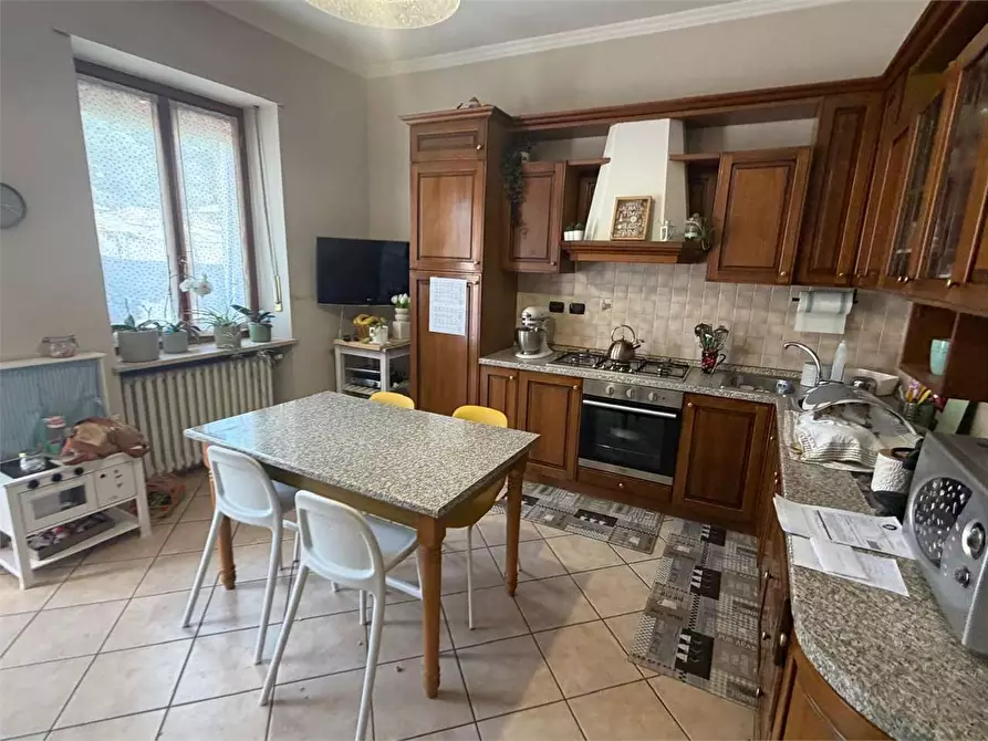 Immagine 7 di Appartamento in affitto  in via Plochiù 34 a Cavour