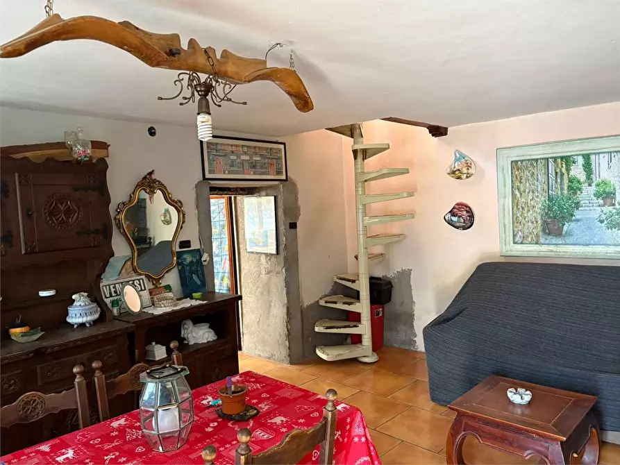 Immagine 6 di Casa indipendente in vendita  in via Grandubbione 15 a Pinasca