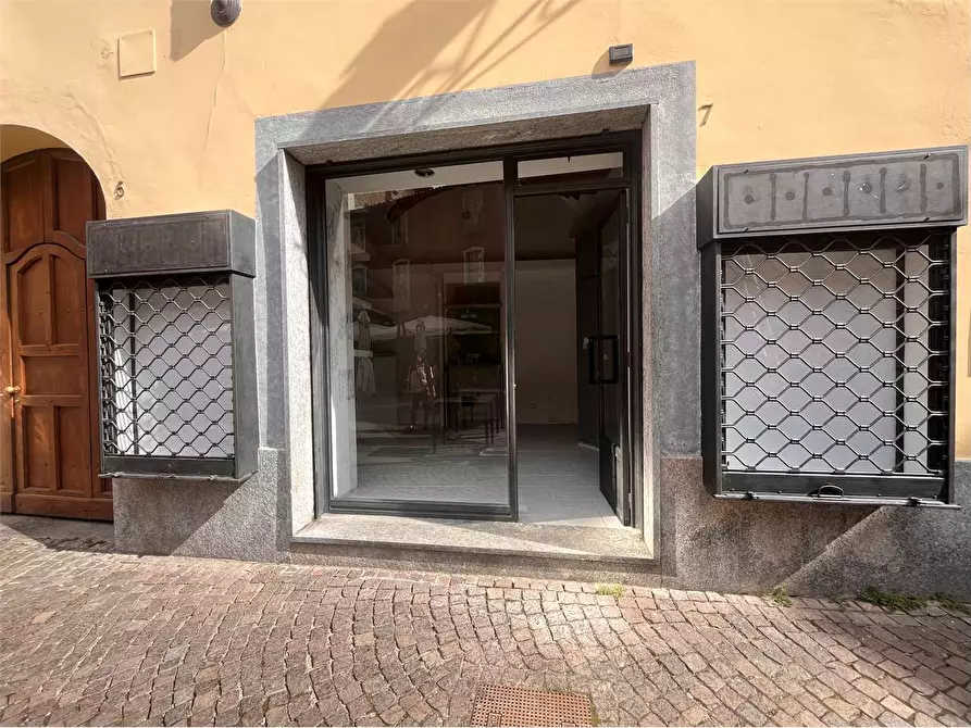Immagine 3 di Negozio in affitto  in piazza verdi 7 a Pinerolo