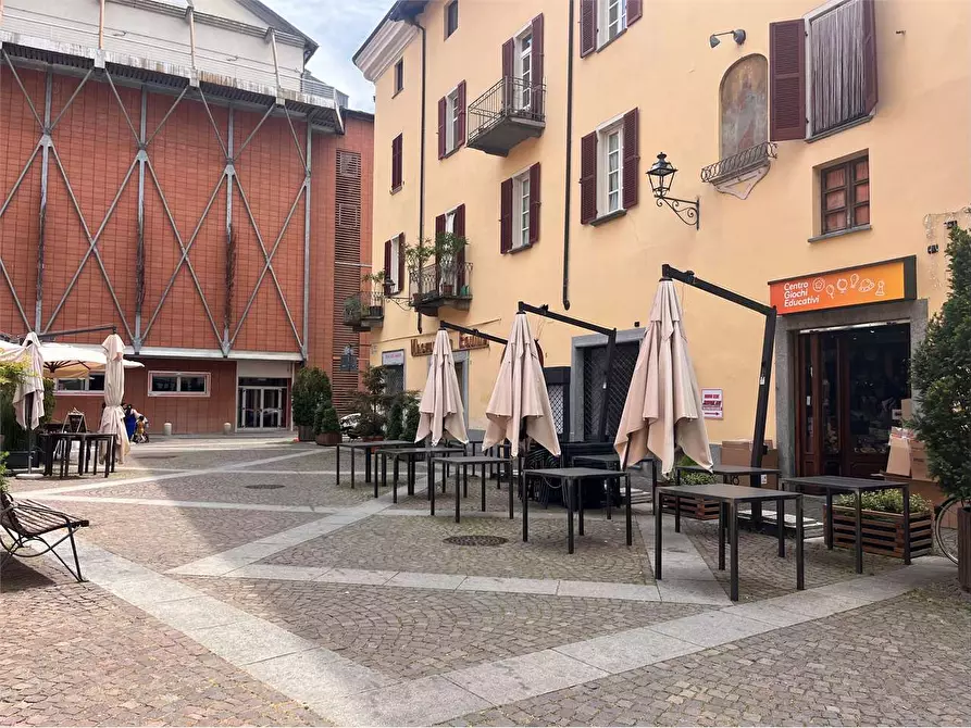 Immagine 9 di Negozio in affitto  in piazza verdi 7 a Pinerolo