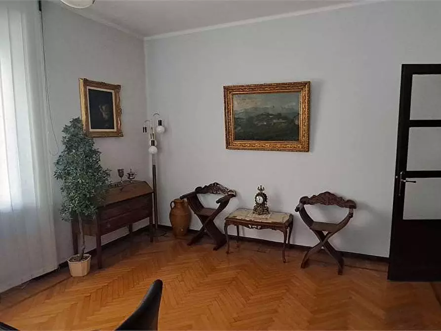 Immagine 2 di Ufficio in vendita  in via Montebello 17 a Pinerolo