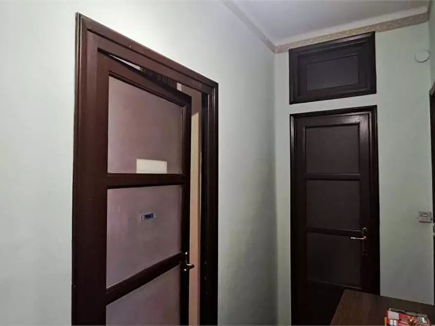 Immagine 8 di Ufficio in vendita  in via Montebello 17 a Pinerolo