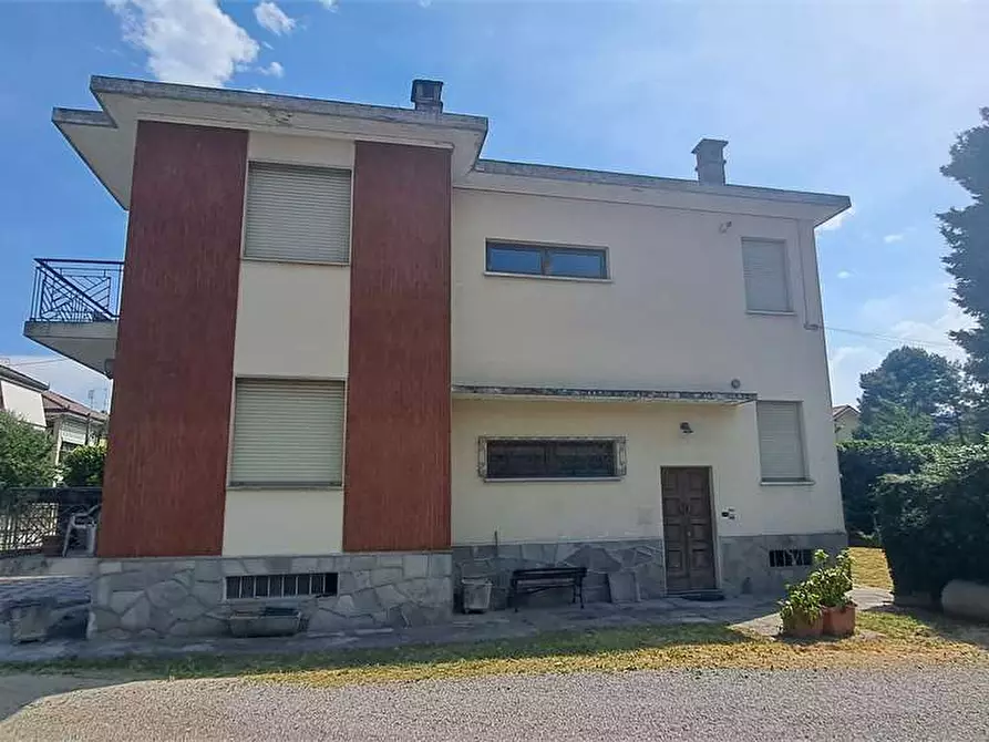 Immagine 3 di Villa in vendita  in via Monviso 20 a Pinerolo
