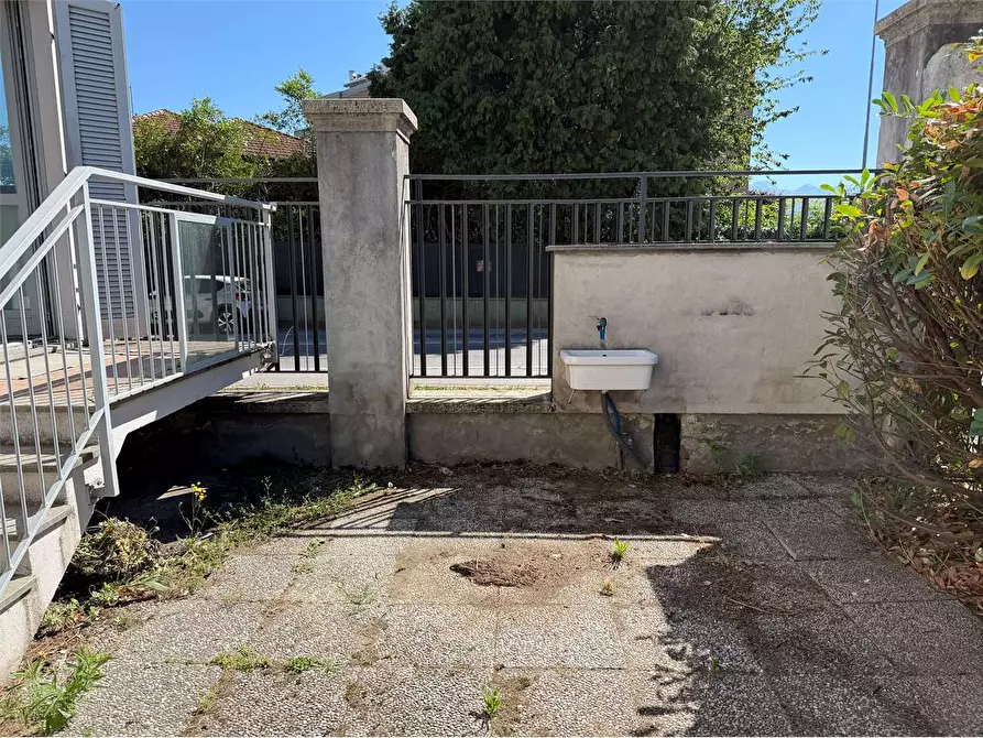 Immagine 13 di Appartamento in vendita  in stradale Poirino  33 a Pinerolo