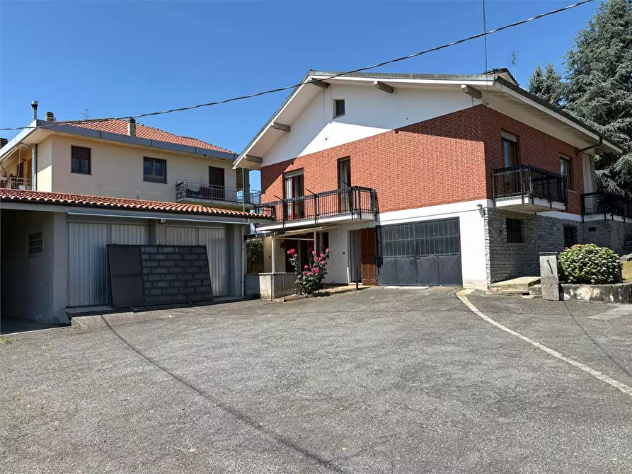 Immagine 32 di Villa in vendita  in stradale Pinerolo 18 a Bricherasio