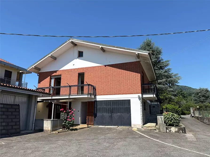 Immagine 41 di Villa in vendita  in stradale Pinerolo 18 a Bricherasio
