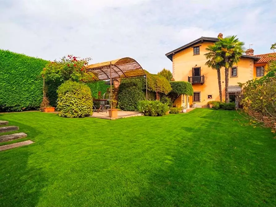 Immagine 1 di Porzione di villa in vendita  in stradale Baudenasca 60 a Pinerolo