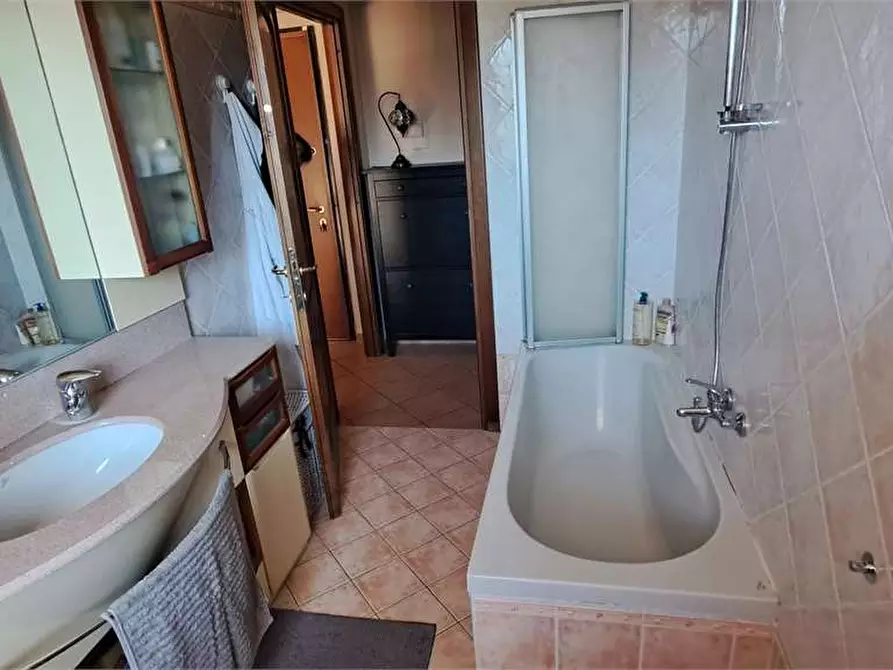 Immagine 13 di Bilocale in affitto  in via xxv Aprile 13/A a Pinerolo