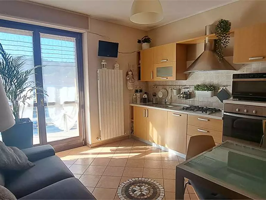 Immagine 2 di Bilocale in affitto  in via xxv Aprile 13/A a Pinerolo