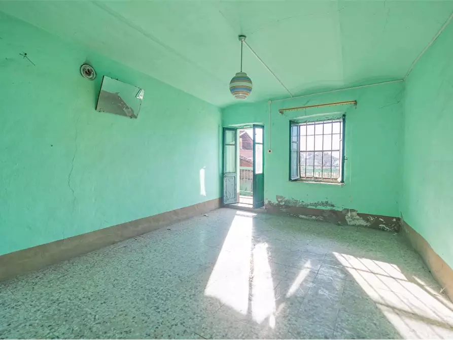 Immagine 19 di Villa in vendita  in strada Camborgetti Ballada 57 a Bricherasio