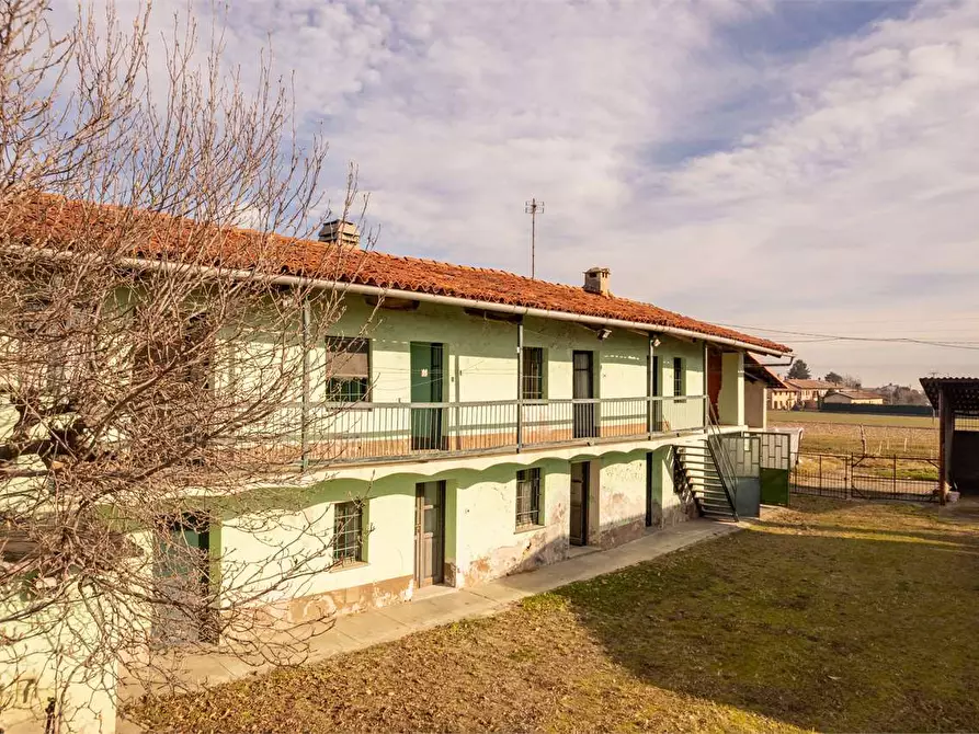 Immagine 29 di Villa in vendita  in strada Camborgetti Ballada 57 a Bricherasio