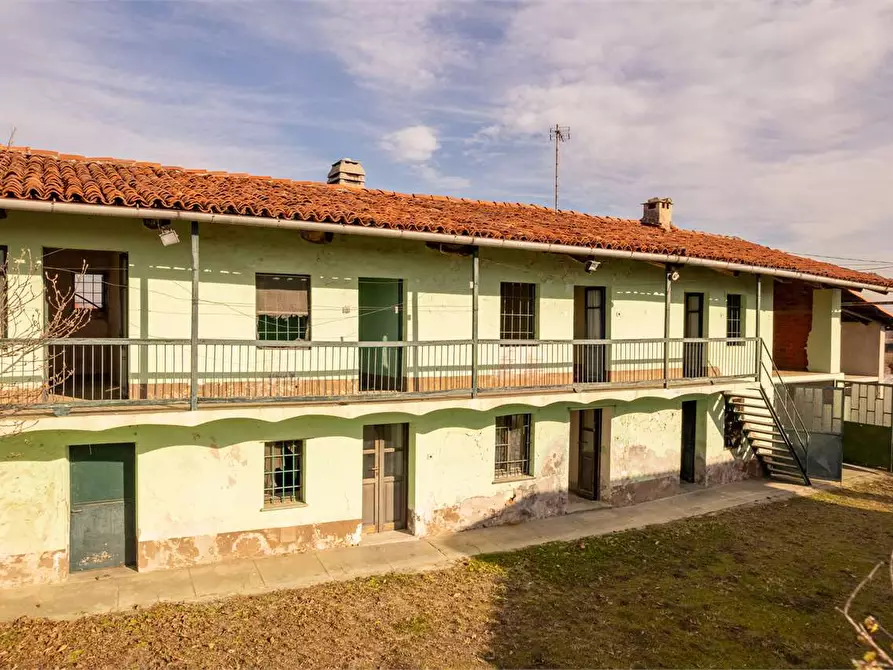 Immagine 43 di Villa in vendita  in strada Camborgetti Ballada 57 a Bricherasio