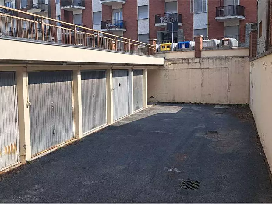 Immagine 6 di Garage in vendita  in corso torino 234 a Pinerolo
