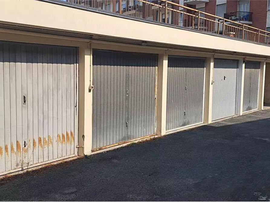 Immagine 7 di Garage in vendita  in corso torino 234 a Pinerolo