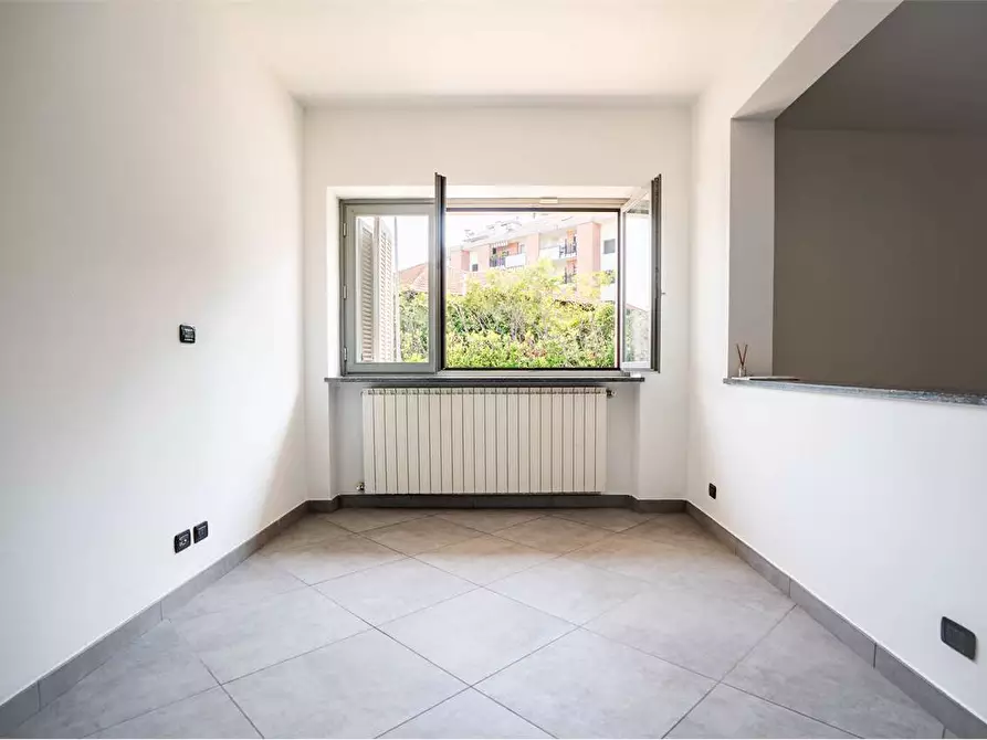 Immagine 2 di Appartamento in vendita  in stradale Poirino  33 a Pinerolo