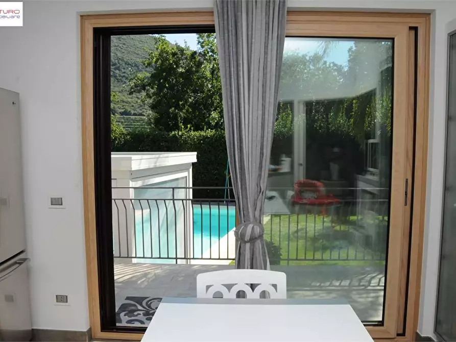 Immagine 5 di Casa bifamiliare in vendita  a Fondi