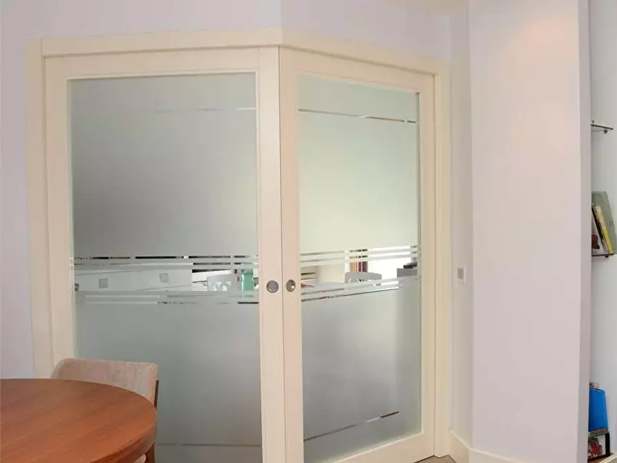 Immagine 7 di Casa bifamiliare in vendita  a Fondi