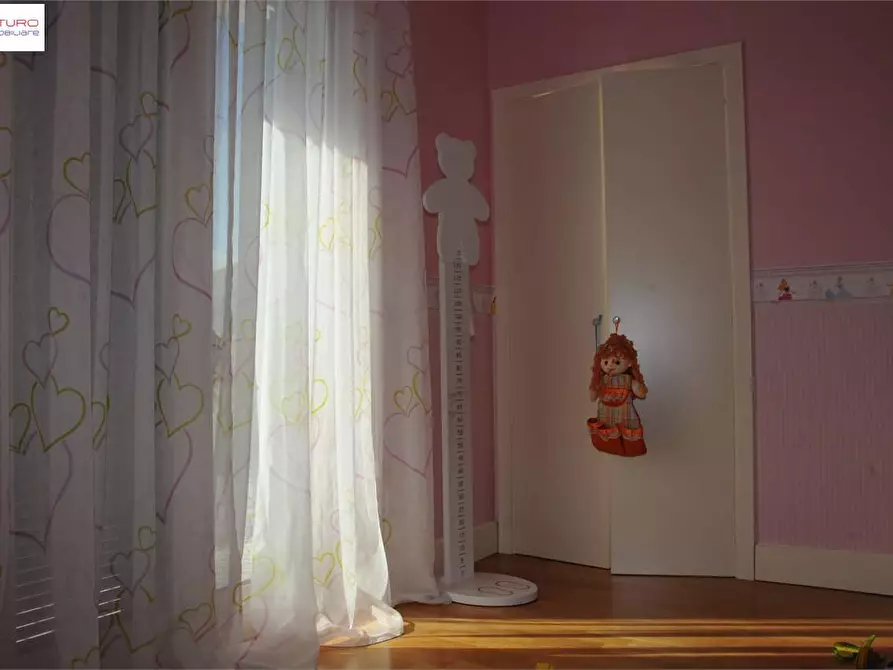 Immagine 9 di Casa bifamiliare in vendita  a Fondi