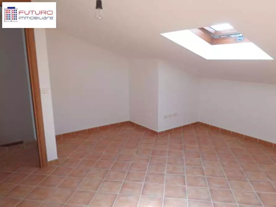 Immagine 15 di Villetta a schiera in vendita  a Fondi